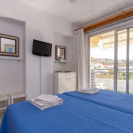 Santa Maria 118 - One Bed Адехе