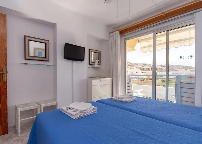 Santa Maria 118 - One Bed Адехе