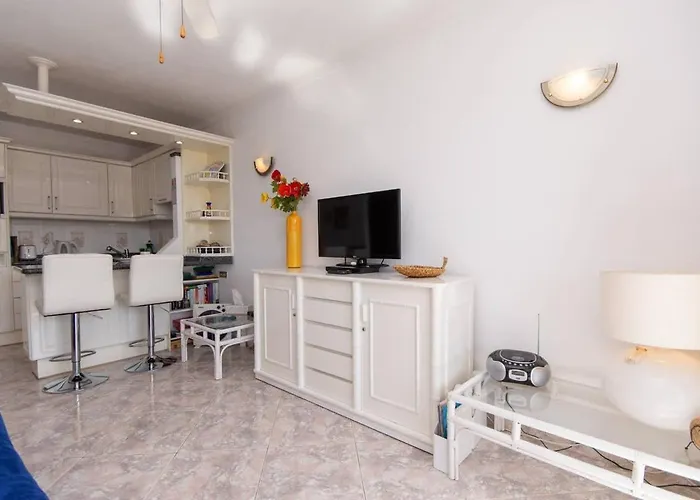 Santa Maria 118 - One Bed Адехе