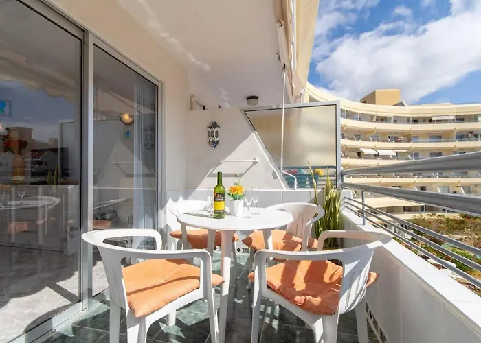 Santa Maria 118 - One Bed Апартаменти